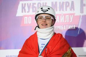 Анна Гуськова выиграла золото на этапе КМ по фристайлу в Москве